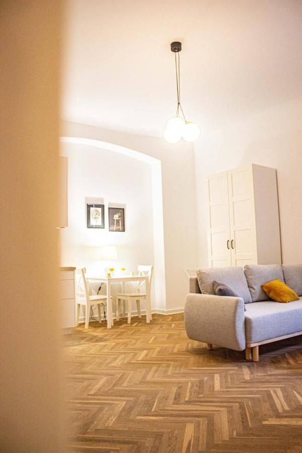 Mieszkanie W Sercu Warszawy Warsaw Exterior photo